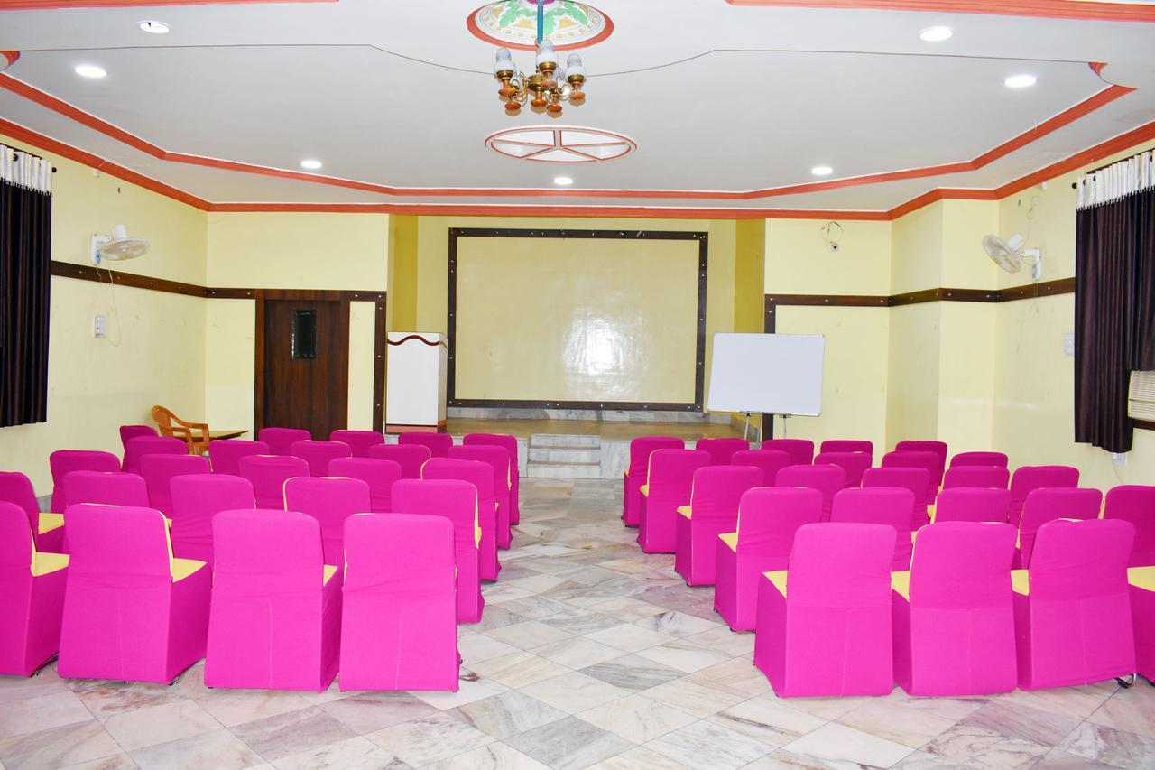 Hotel Triveni Balangir Luaran gambar