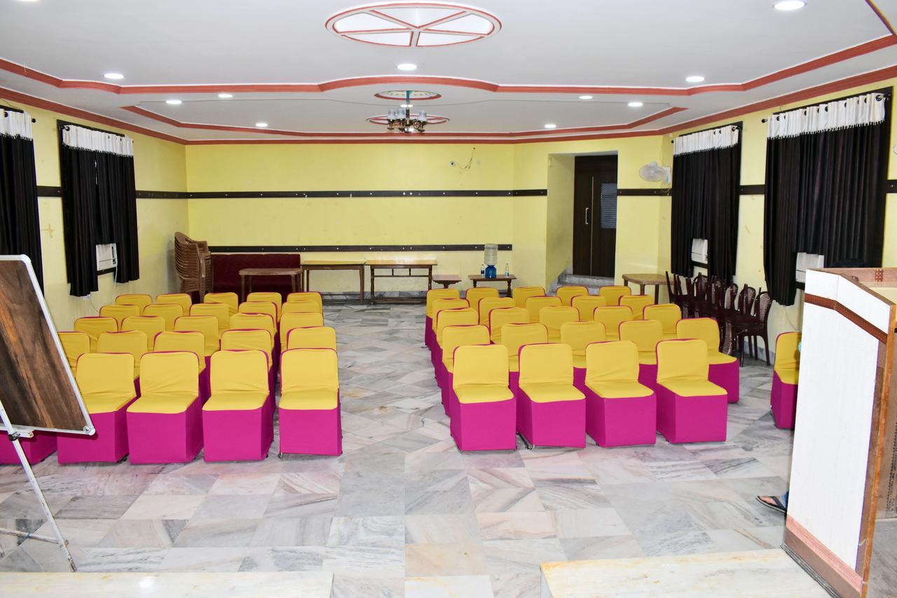 Hotel Triveni Balangir Luaran gambar