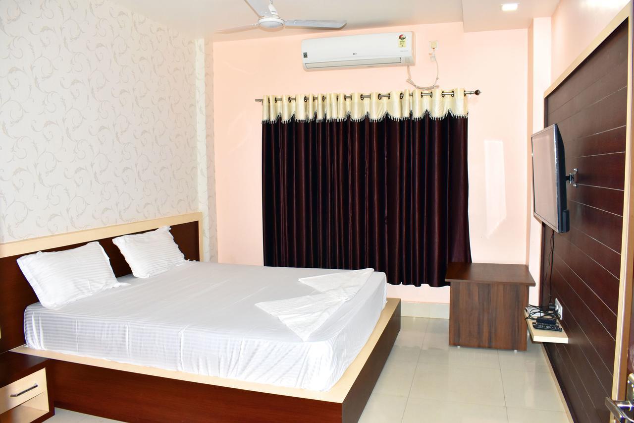 Hotel Triveni Balangir Luaran gambar